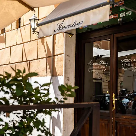 Testaccio Design Lejlighed